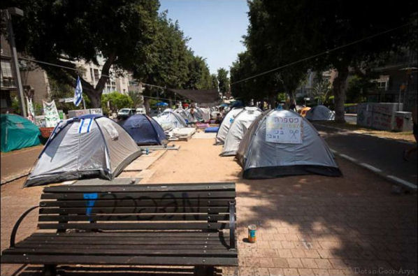 Rothschild Boulevard, Tel Aviv, Juli 2011