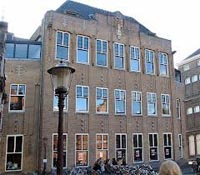 Foto van de voorgevel van het Administratieve gebouw van het Binnengasthuis