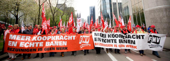 Foto demonstratie 4 april 2014 - FNV in Beweging