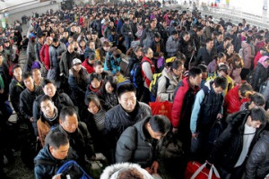 Een grote stroom Chinese reizigers