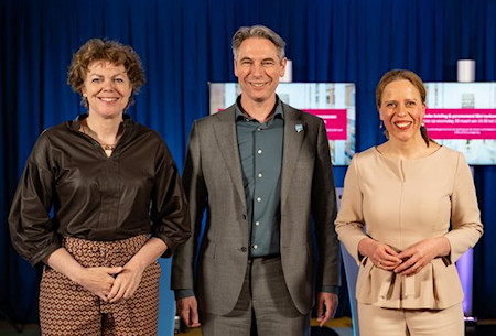 De drie voorzitters presenteren Wet Toekomst Pensioenen, foto FNV