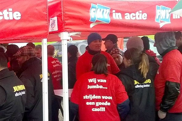 Foto FNV in actie bij Jumbo