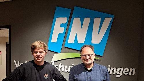 Foto Elmar Smid en Jacob Plat voor logo FNV Vakbondshuis Groningen